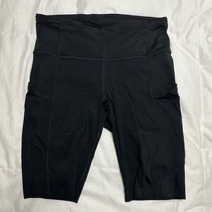 Lululemon 10” biker shorts, size 6, black